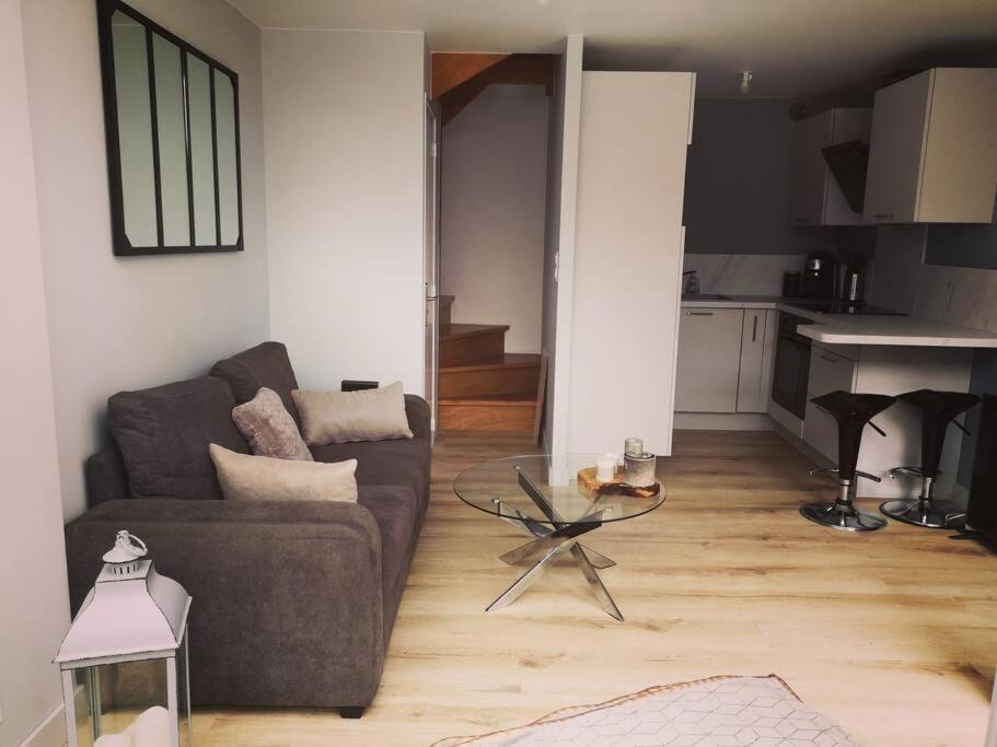 Maison De Ville Chaleureuse Au Coeur De באיו מראה חיצוני תמונה